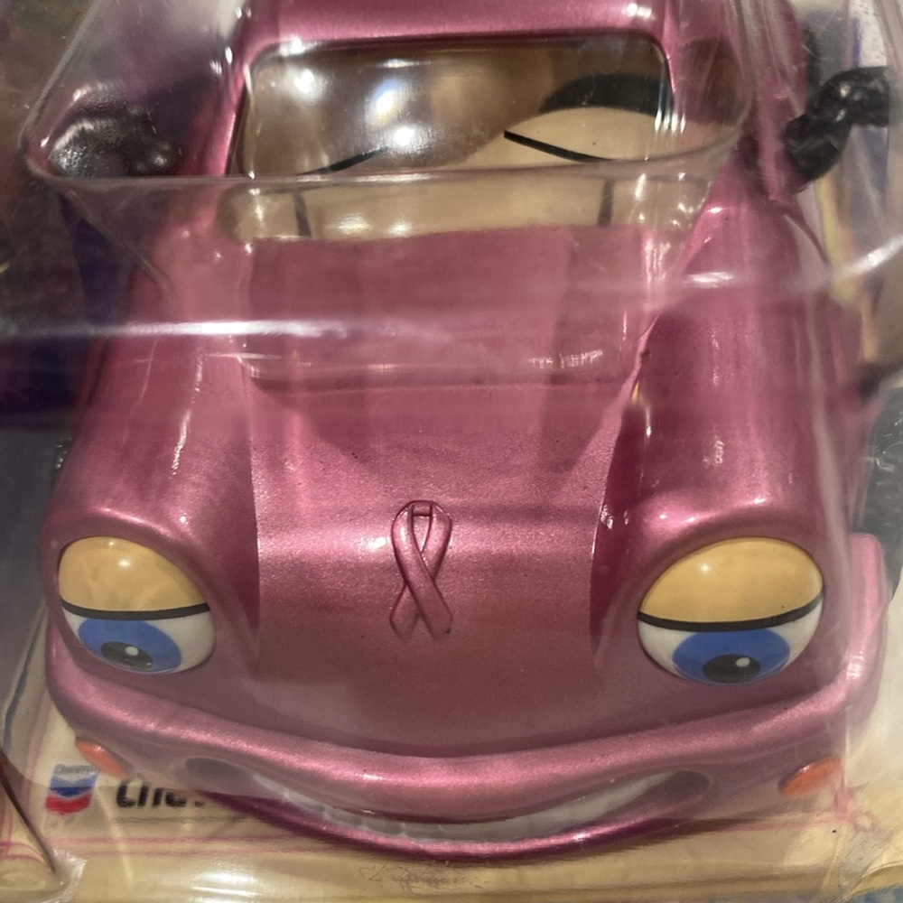 Vintage Breast Cancer Awareness Special Edition Chevron Car NWOT - Picture 13 of 16
